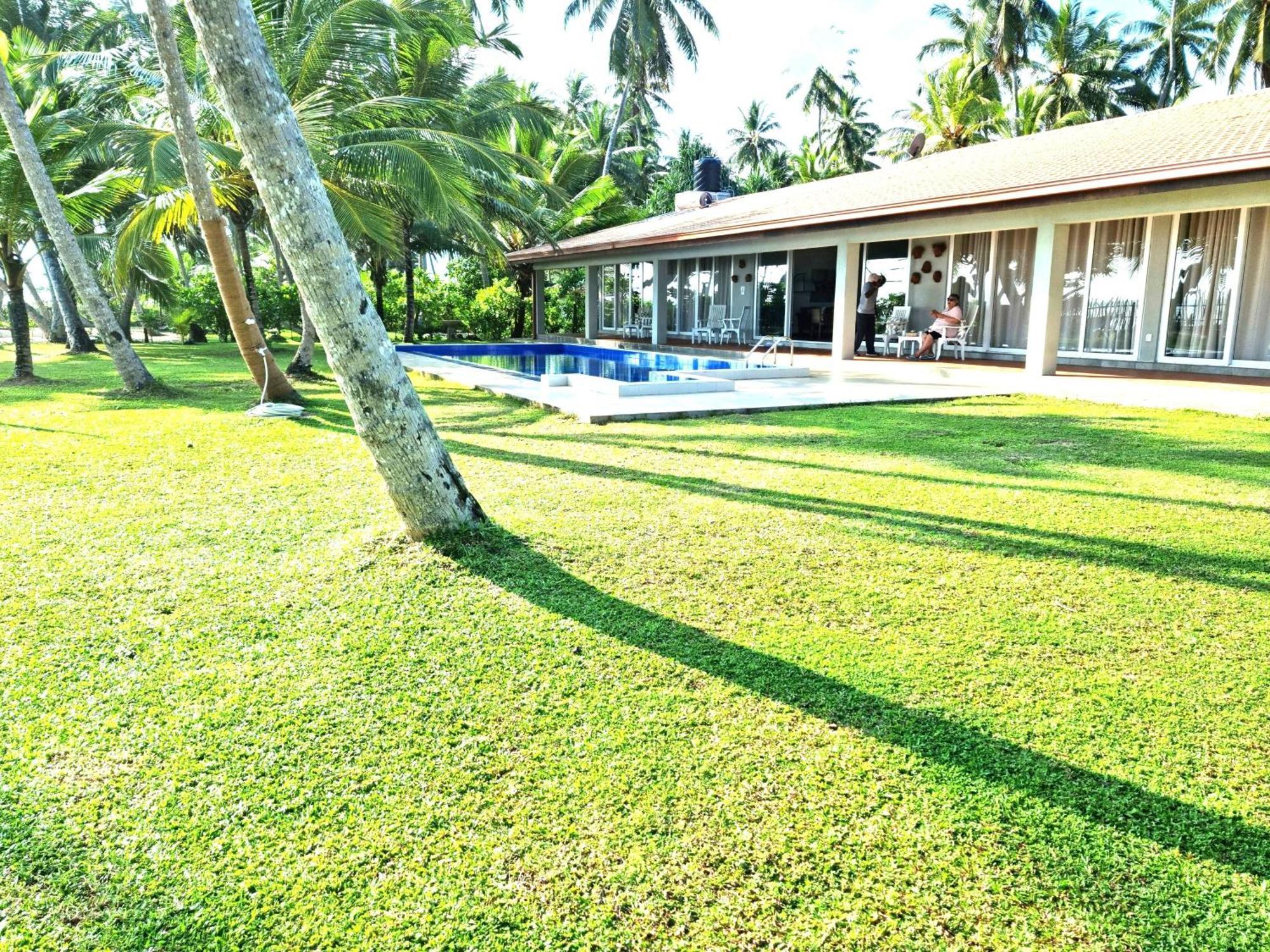 Arhimser Villa-Superb 4 Bedroom Beachfront For 8 In Ranna, Tangalle, Bb, Pool, Free Pick Up For 7 Night Stays Arriving Together, Serviced, Taxes Included Exterior photo