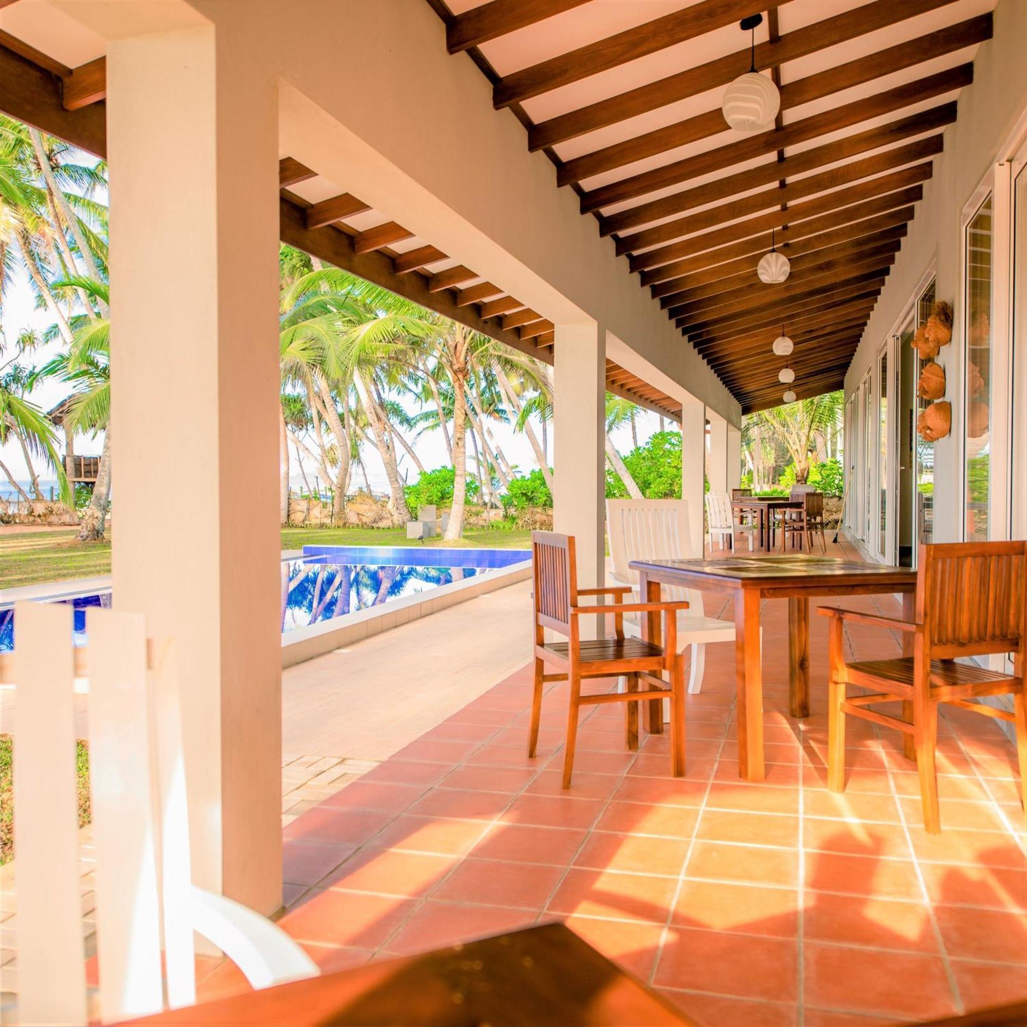 Arhimser Villa-Superb 4 Bedroom Beachfront For 8 In Ranna, Tangalle, Bb, Pool, Free Pick Up For 7 Night Stays Arriving Together, Serviced, Taxes Included Exterior photo