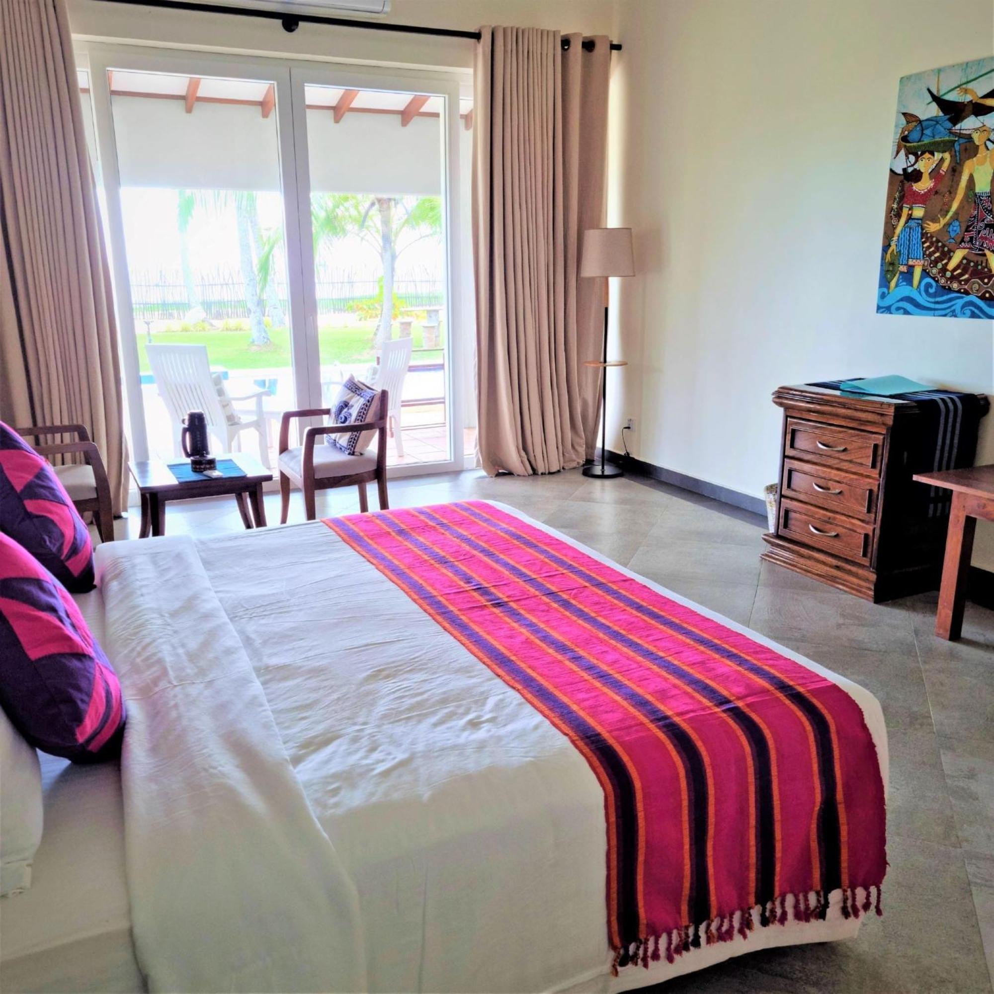 Arhimser Villa-Superb 4 Bedroom Beachfront For 8 In Ranna, Tangalle, Bb, Pool, Free Pick Up For 7 Night Stays Arriving Together, Serviced, Taxes Included Exterior photo