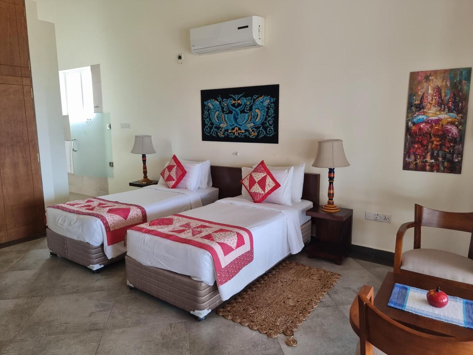 Arhimser Villa-Superb 4 Bedroom Beachfront For 8 In Ranna, Tangalle, Bb, Pool, Free Pick Up For 7 Night Stays Arriving Together, Serviced, Taxes Included Exterior photo