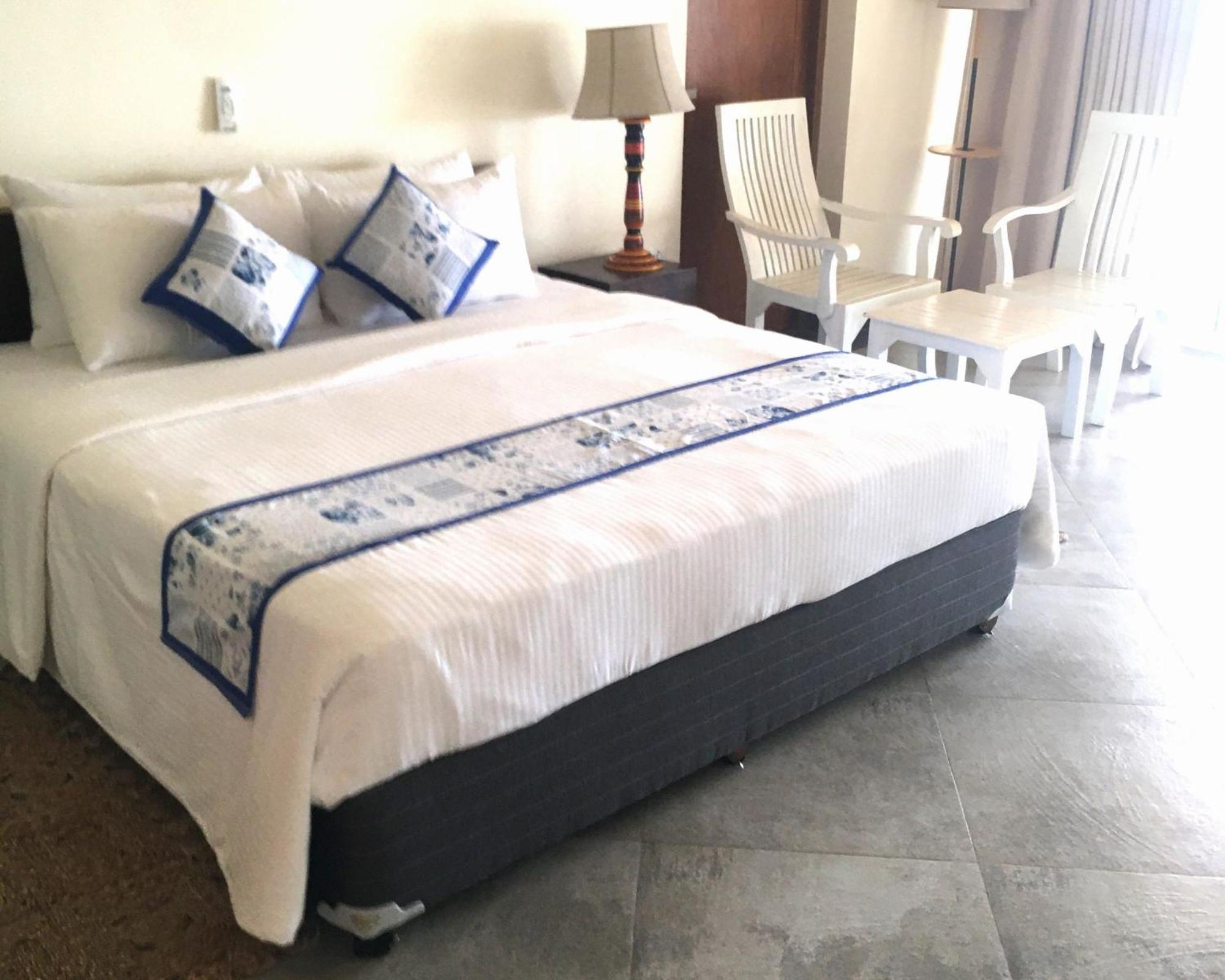 Arhimser Villa-Superb 4 Bedroom Beachfront For 8 In Ranna, Tangalle, Bb, Pool, Free Pick Up For 7 Night Stays Arriving Together, Serviced, Taxes Included Exterior photo