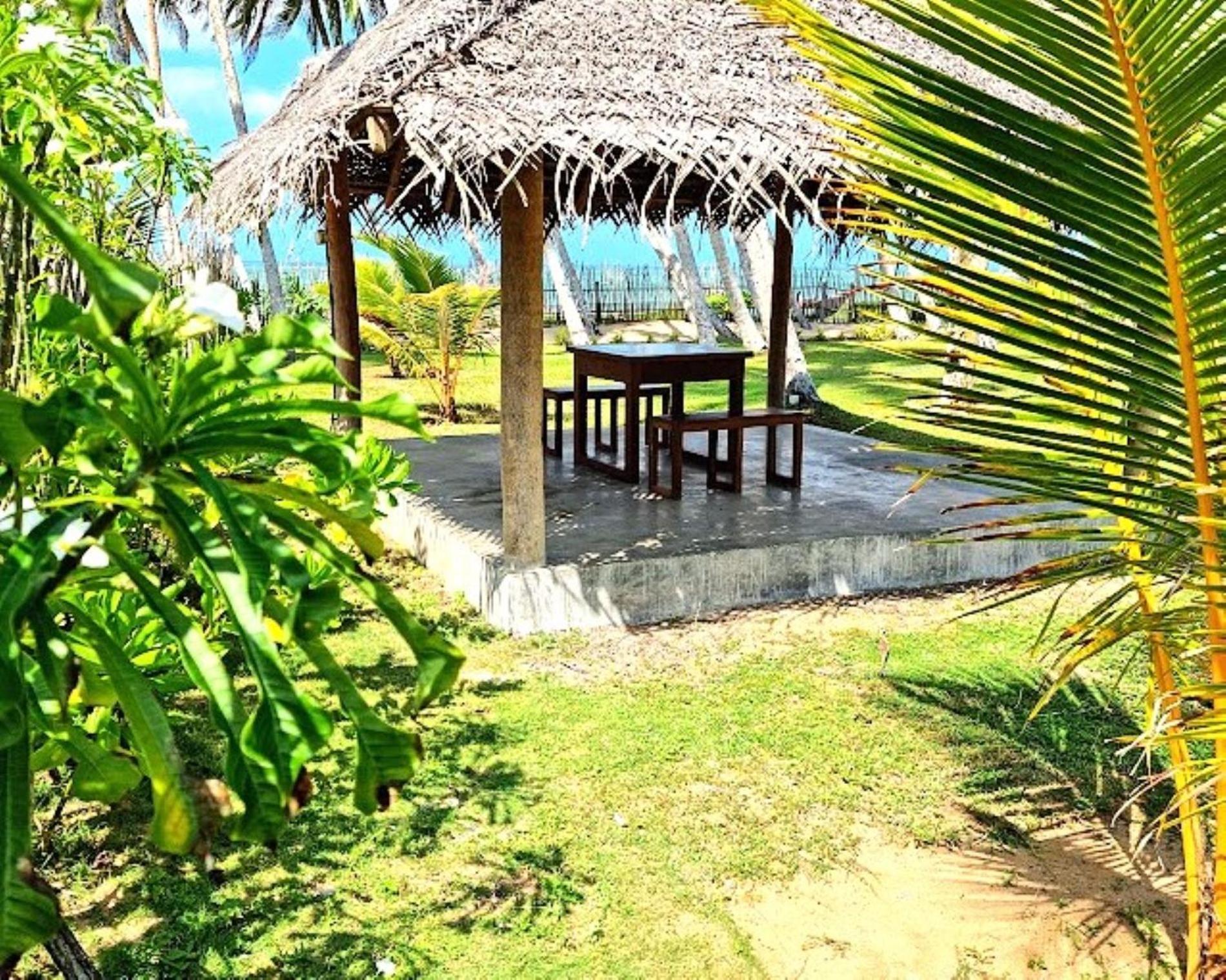 Arhimser Villa-Superb 4 Bedroom Beachfront For 8 In Ranna, Tangalle, Bb, Pool, Free Pick Up For 7 Night Stays Arriving Together, Serviced, Taxes Included Exterior photo